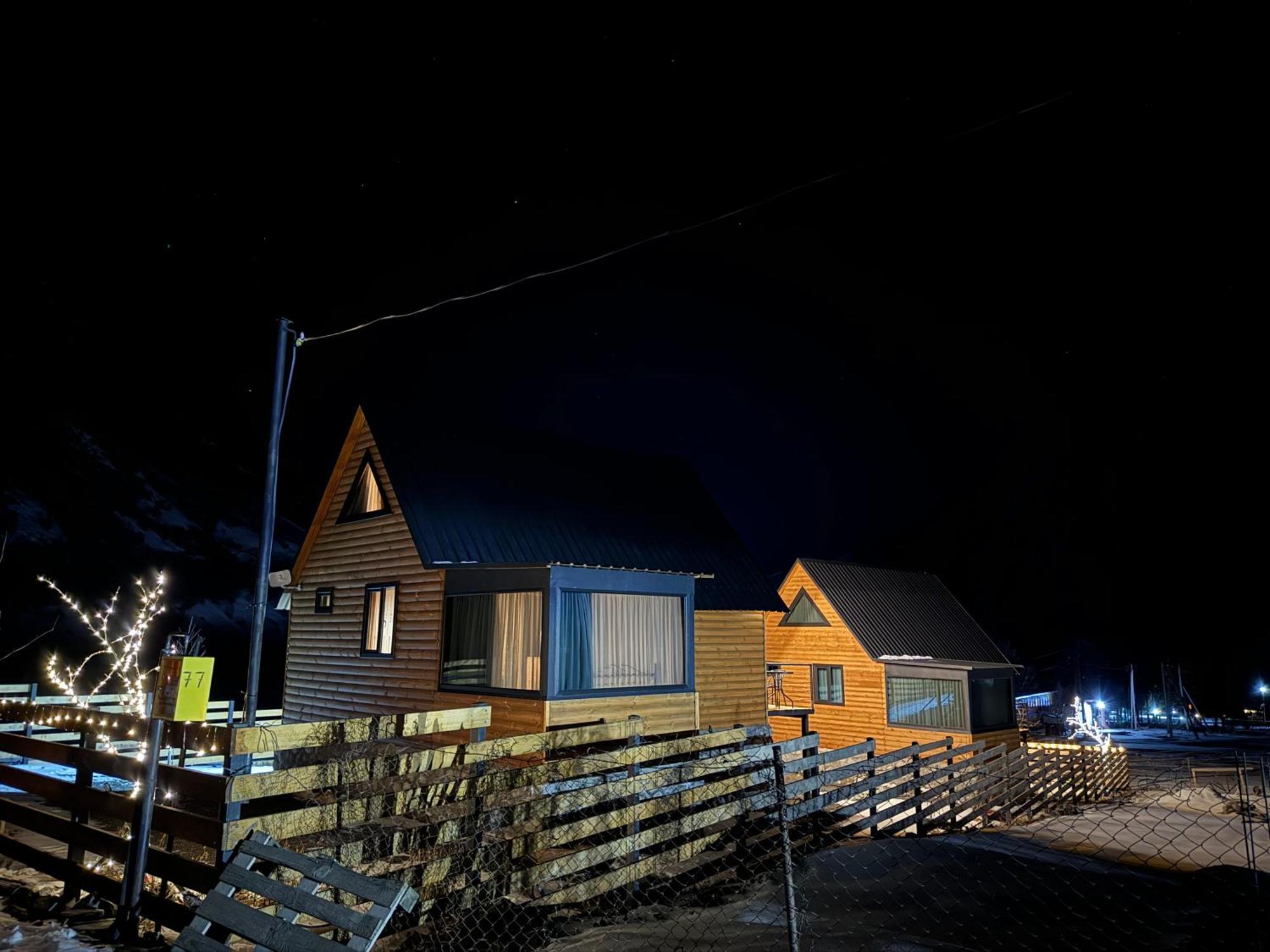 Traveler'S Cottages In Kazbegi Exterior photo